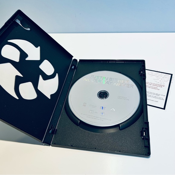 Christmas Justin Bieber Under The Mistletoe Deluxe Ed CD Never Say Never - Picture 3 of 8